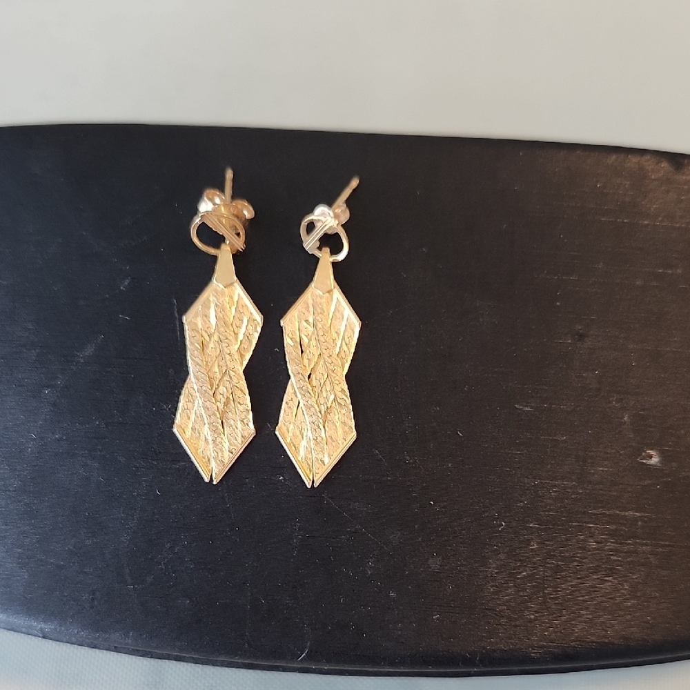 14K Gold Vintage Elegant Solid Gold Braided Herringbone Dangle Pierced Earrings - Picture 7 of 15